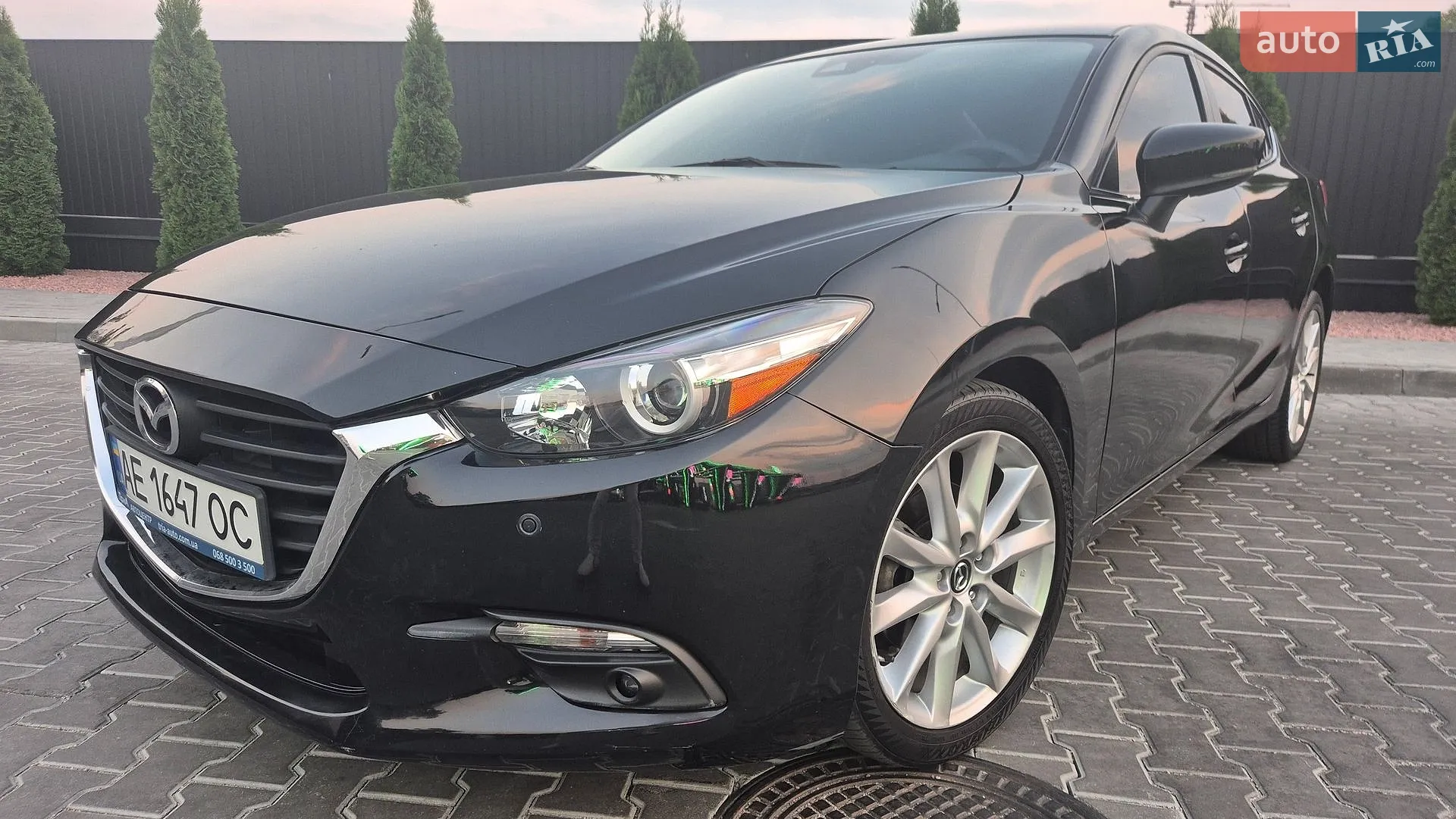 Mazda 3 2017 — 1