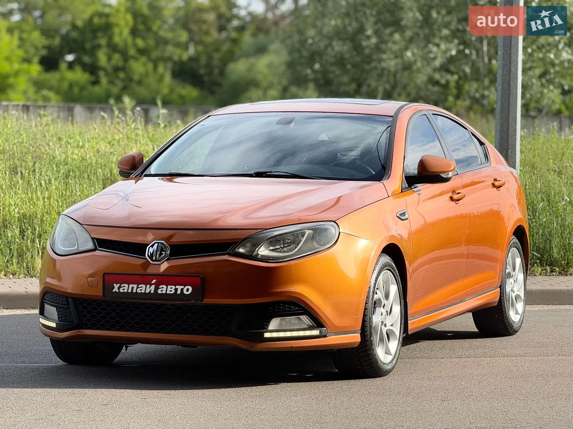 MG 6, 2012