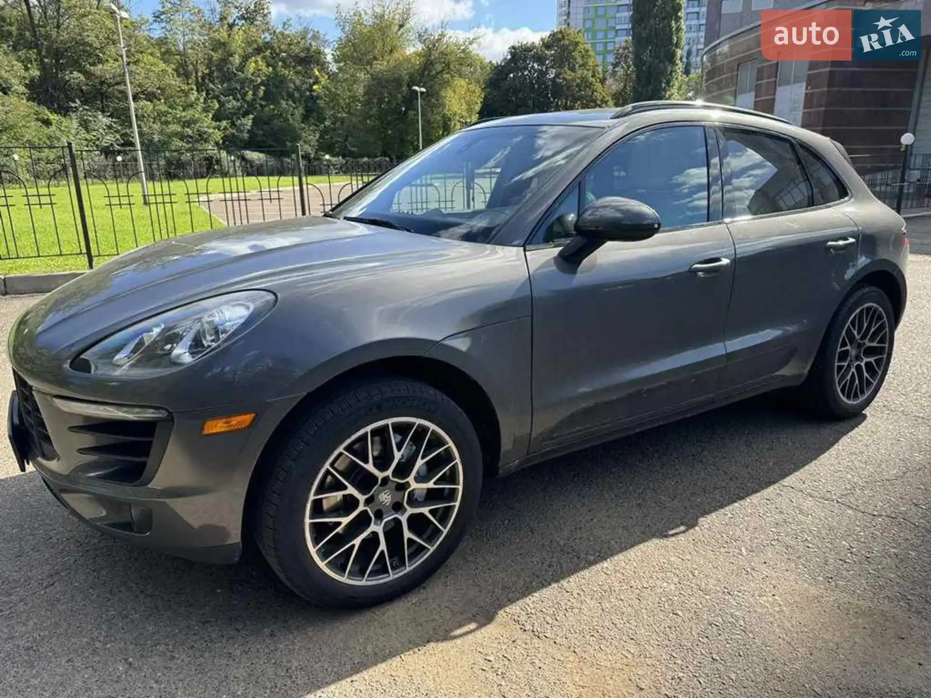 Porsche Macan, 2015