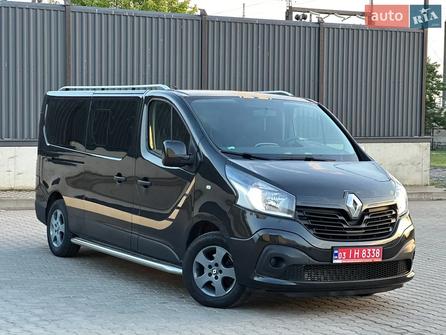 Renault Trafic 2016 — 1
