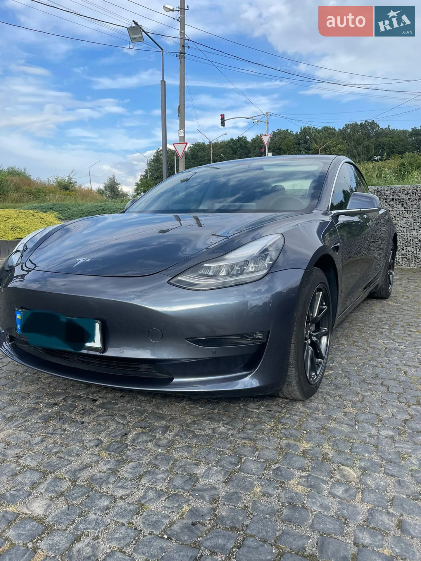 Tesla Model 3 2020 — 1