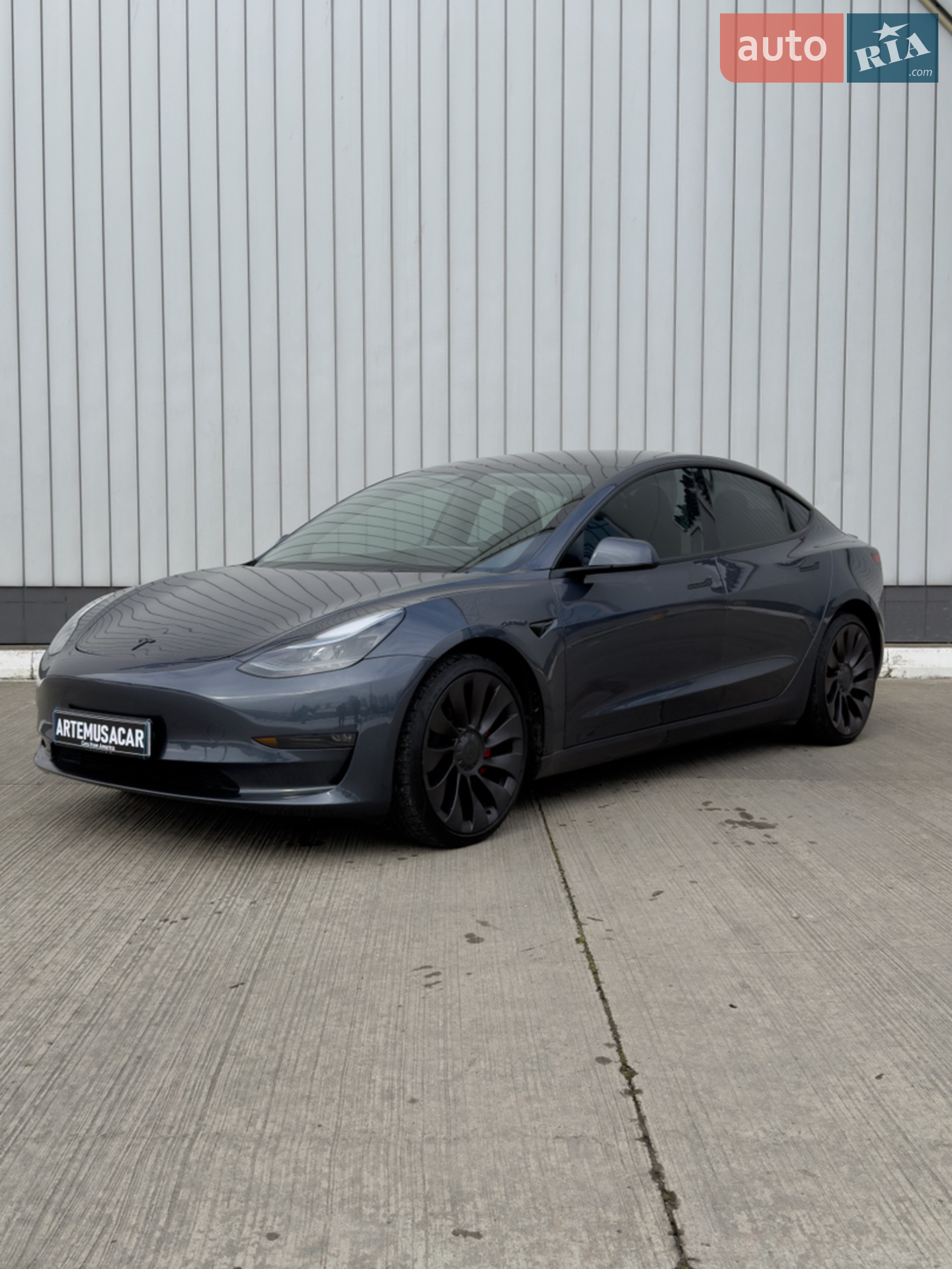 Tesla Model 3 2023 — 1