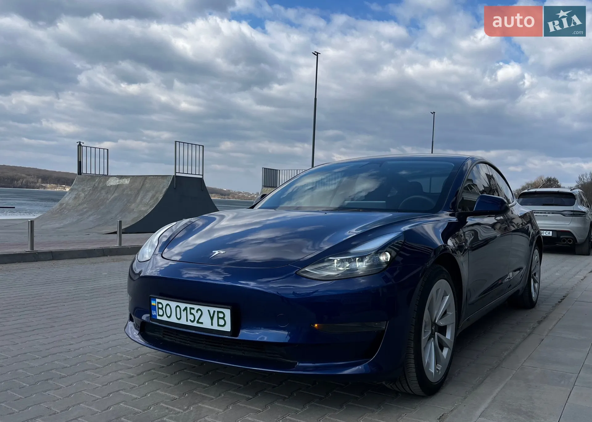 Tesla Model 3, 2023