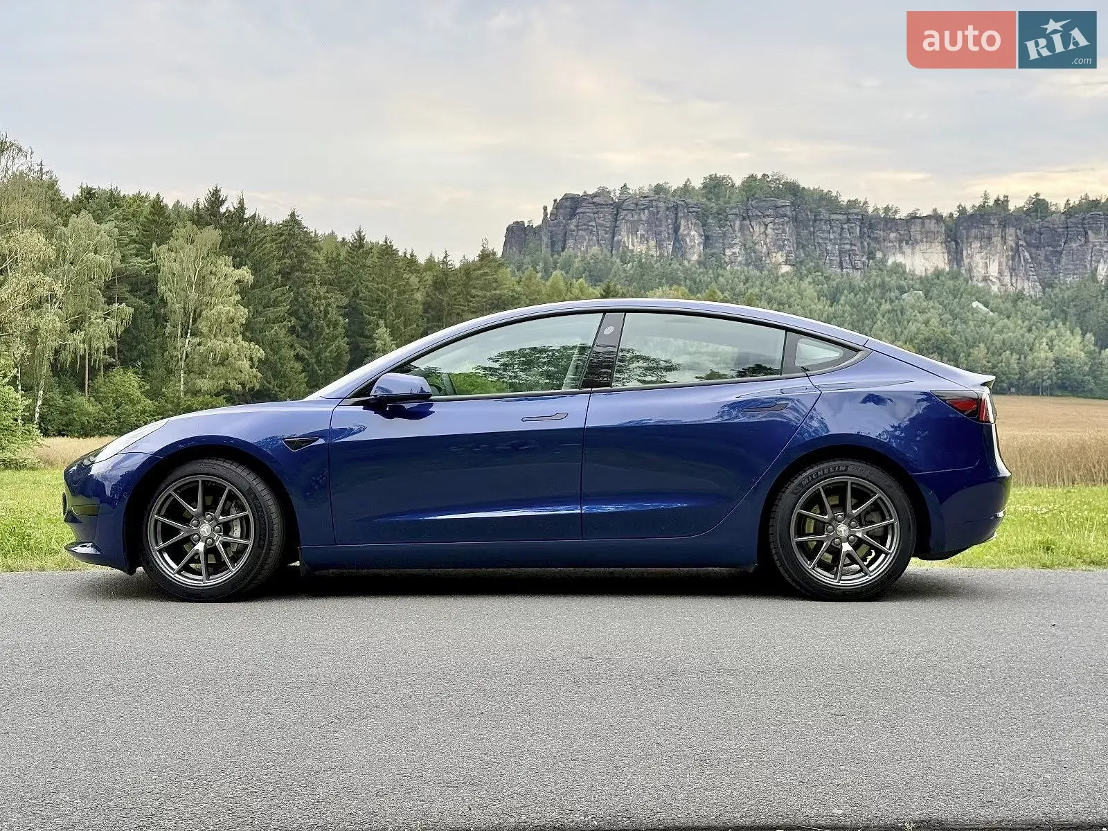 Tesla Model 3 2022 — 1