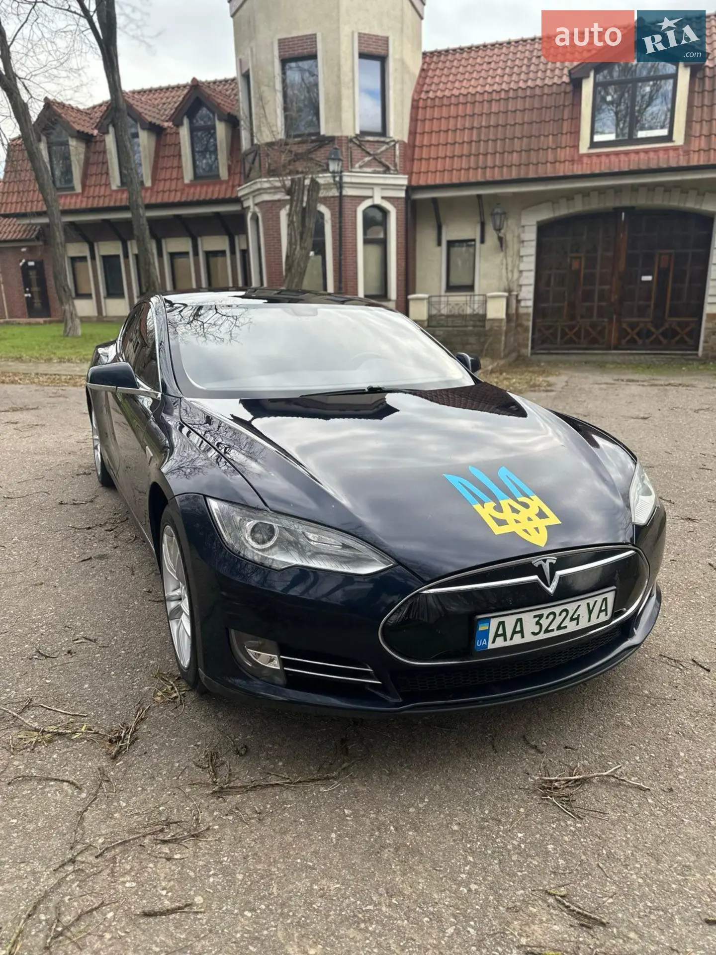 Tesla Model S 2013 — 1