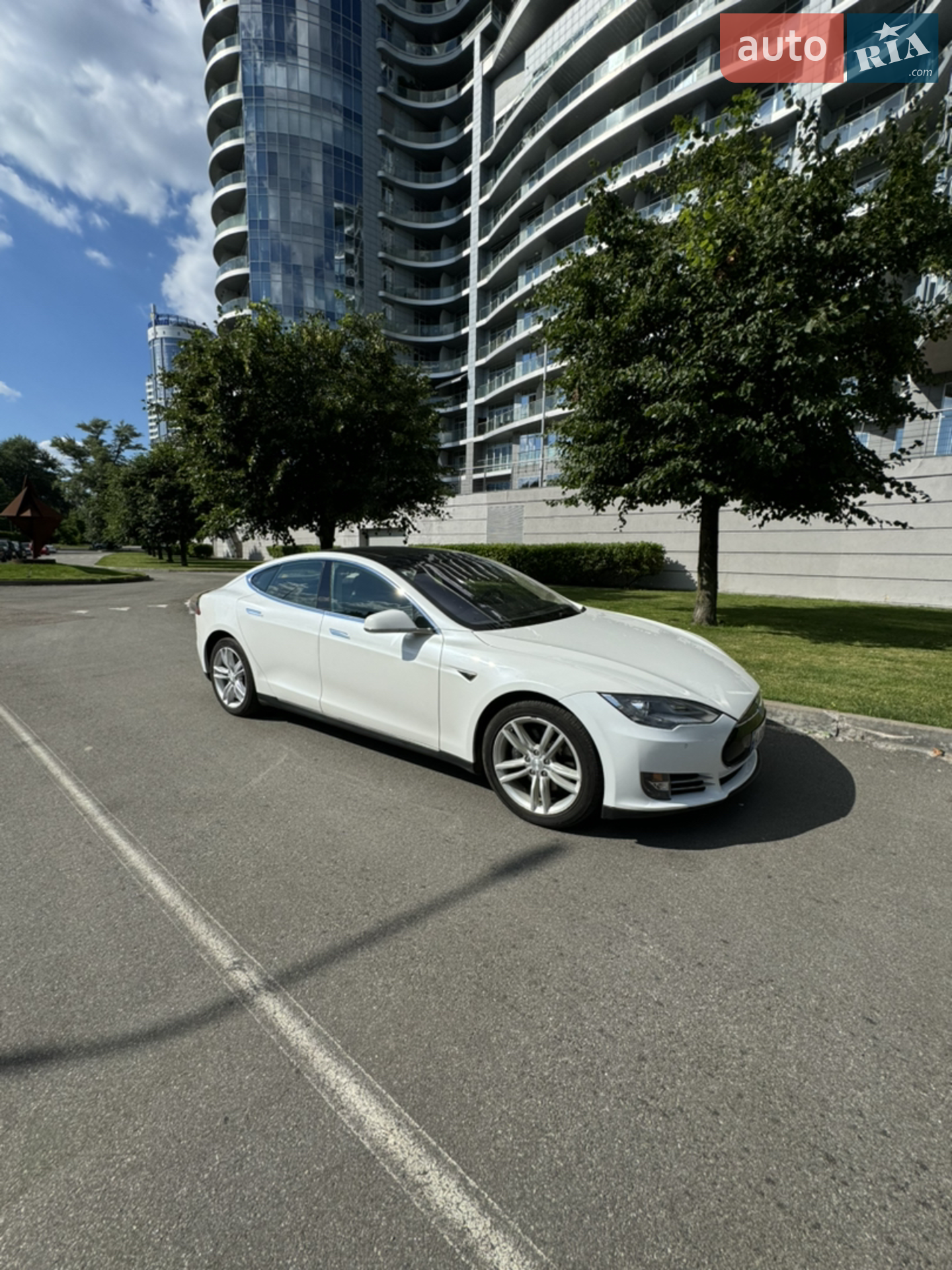Tesla Model S 2013 — 1