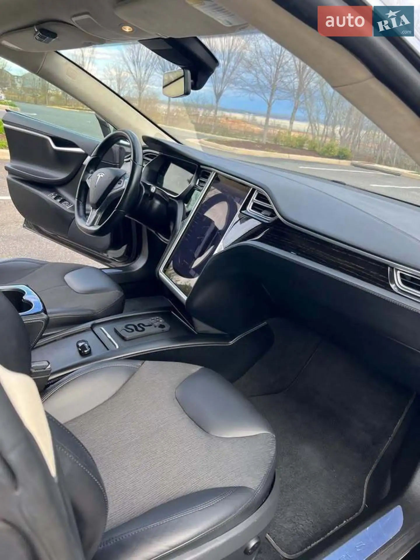 Tesla Model S 2016 — 1