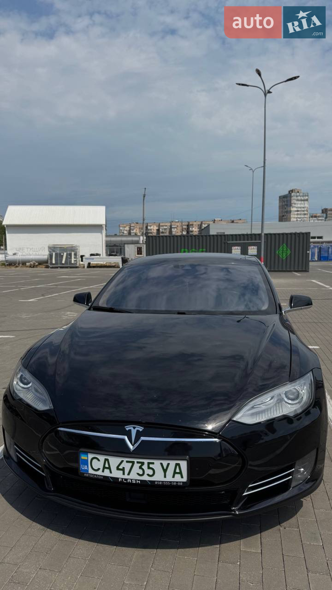 Tesla Model S, 2015