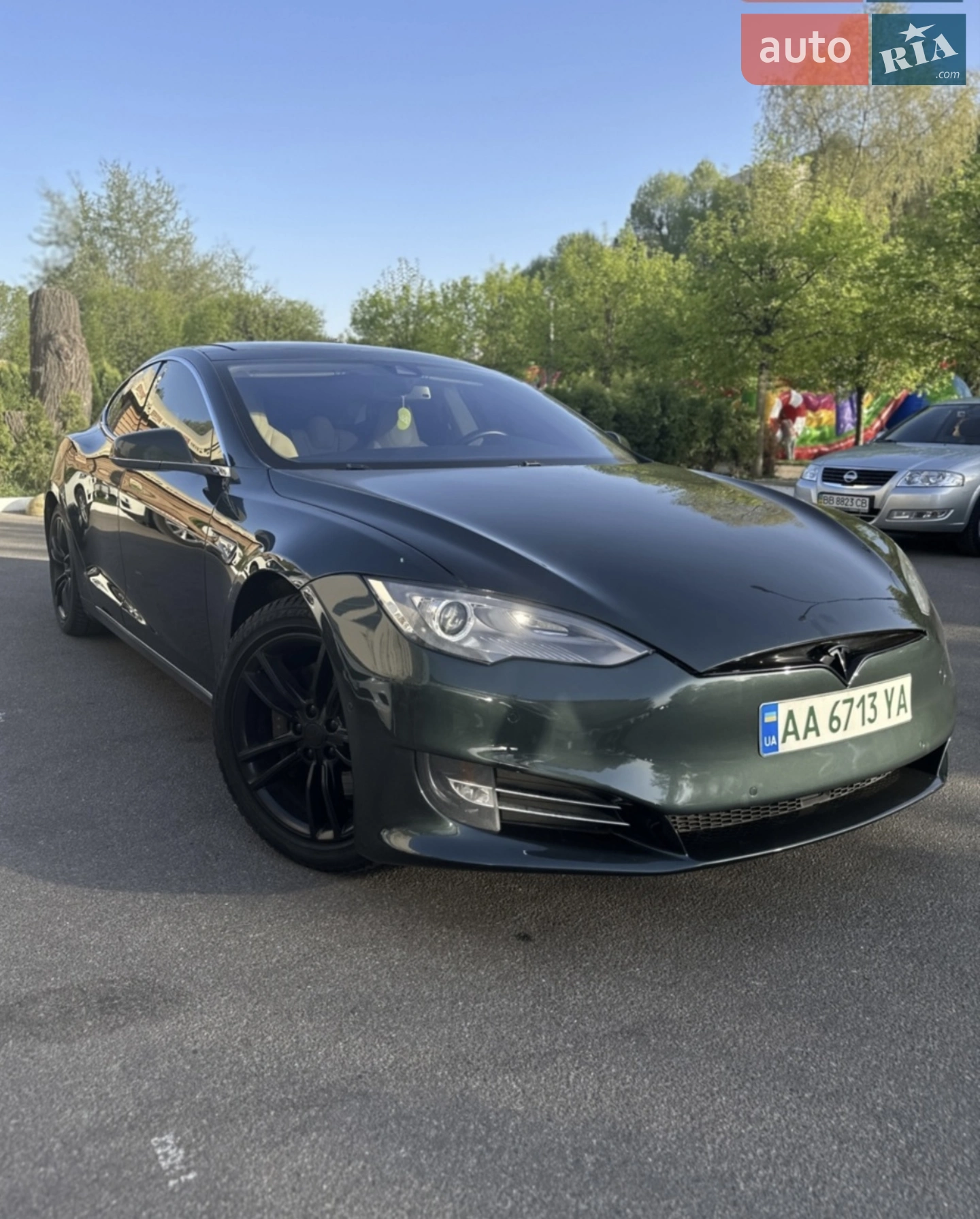Tesla Model S, 2014