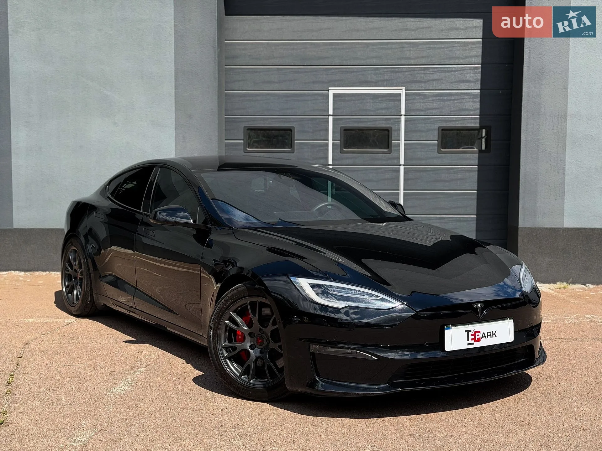 Tesla Model S 2021 — 1