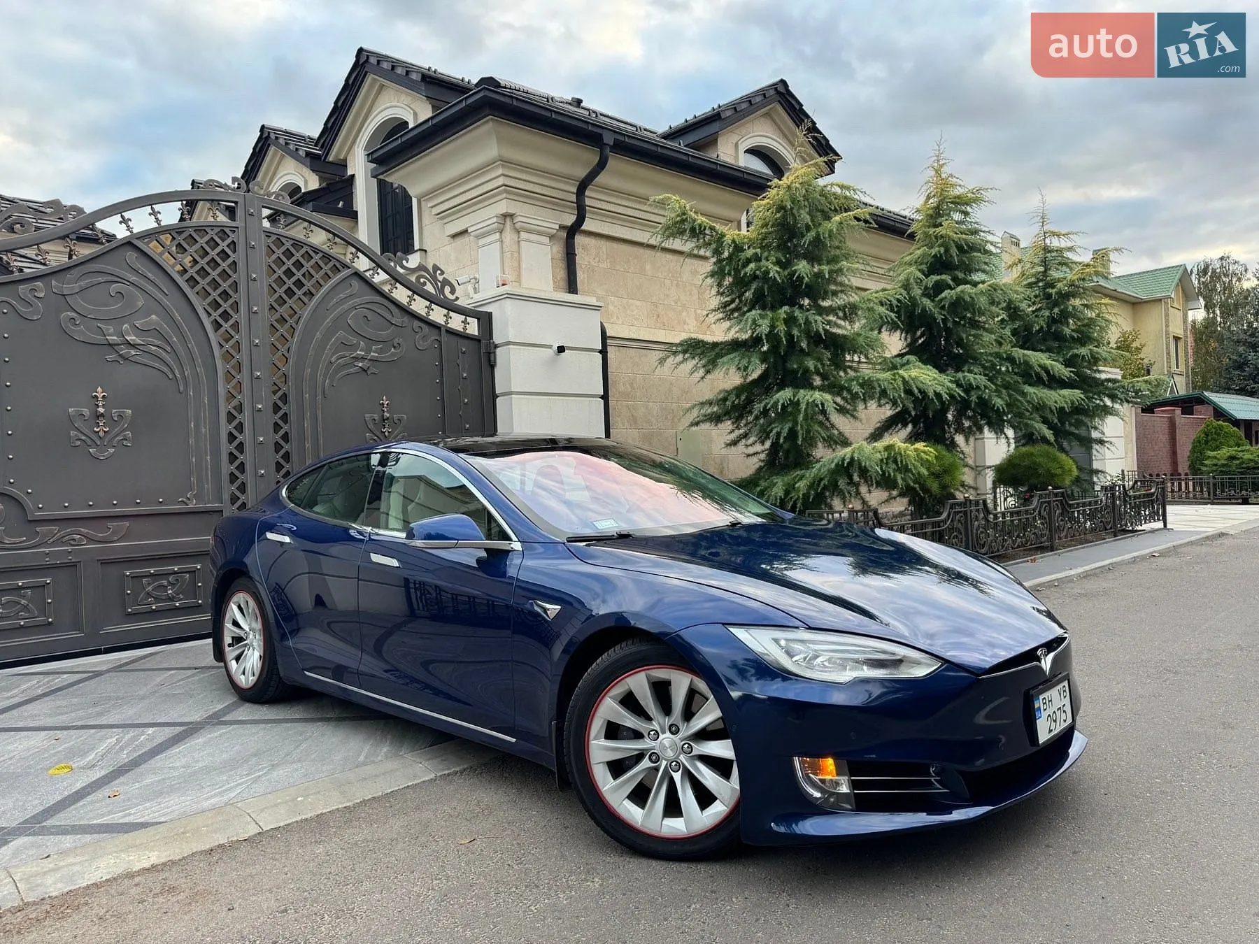 Tesla Model S, 2017