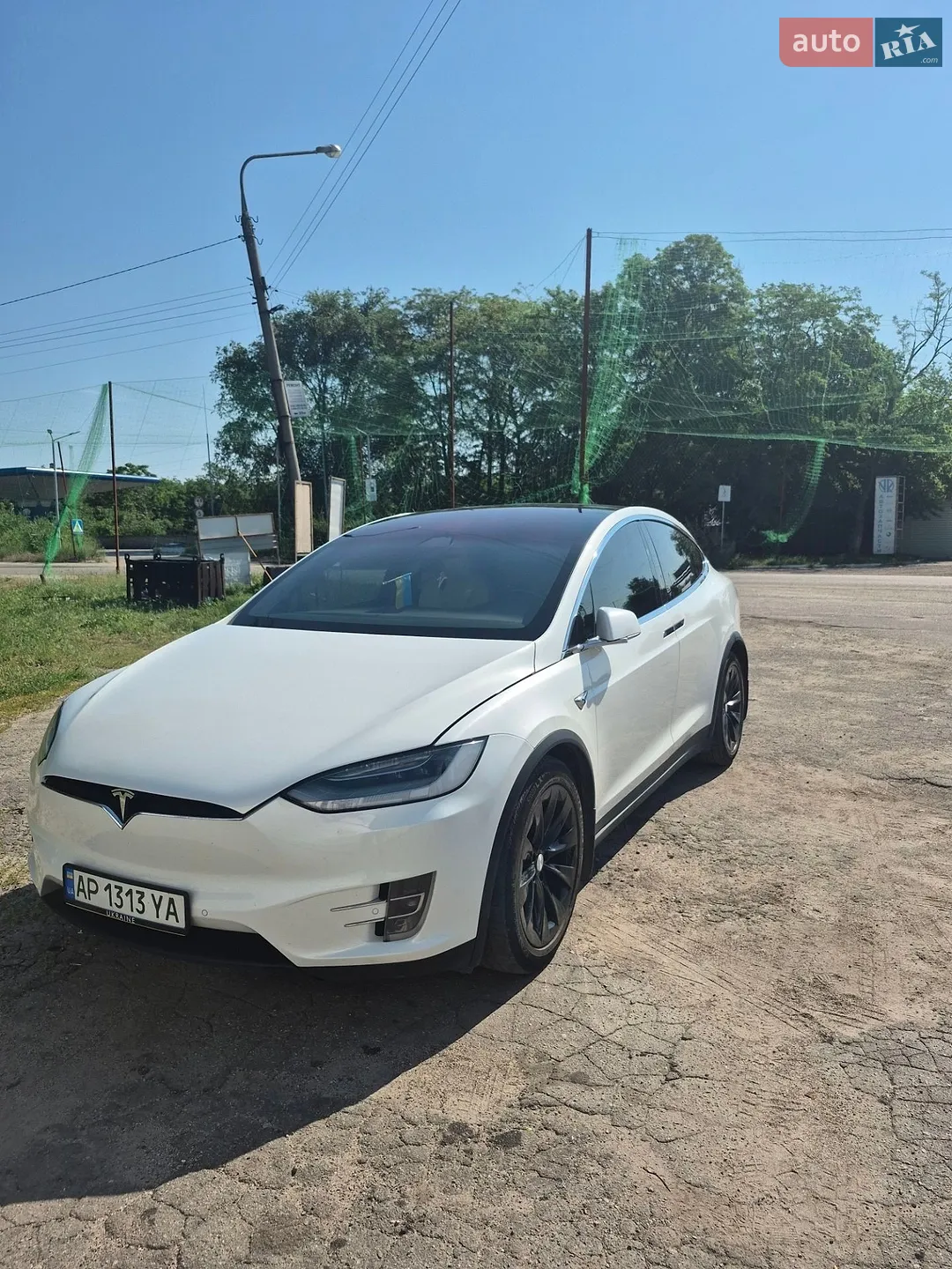 Tesla Model X 2019 — 1