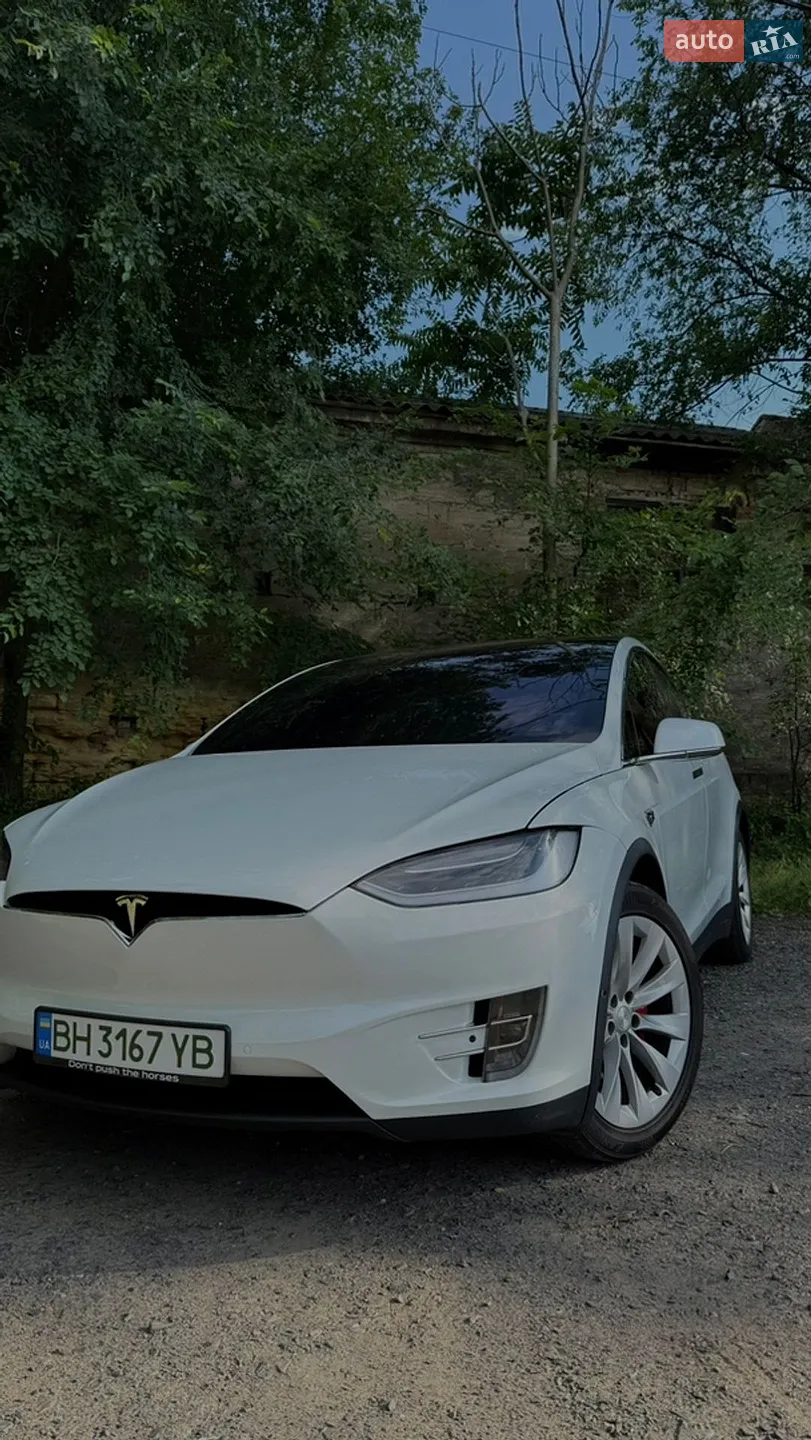 Tesla Model X, 2020