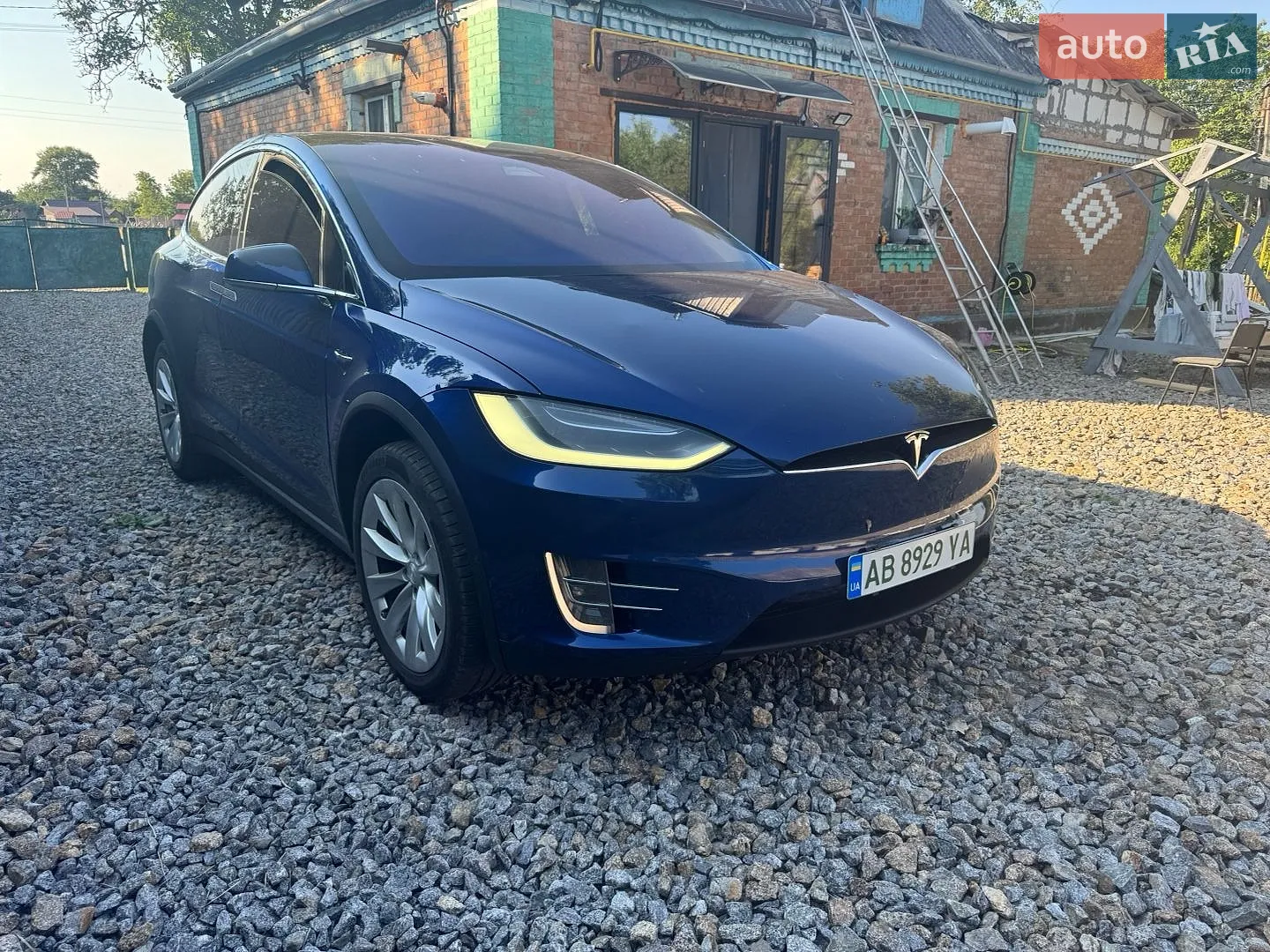 Tesla Model X 2017 — 1