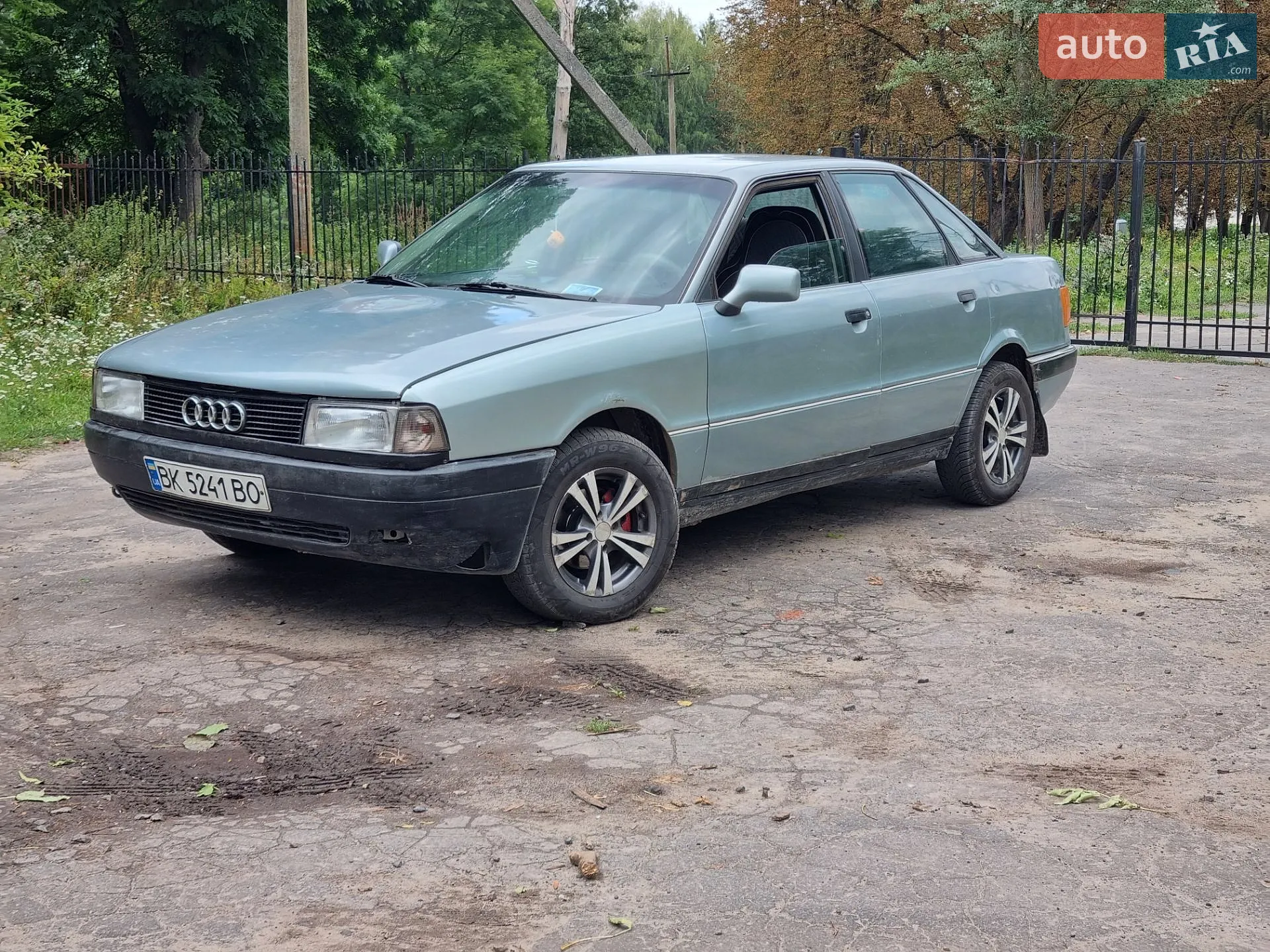 Audi 90, 1990