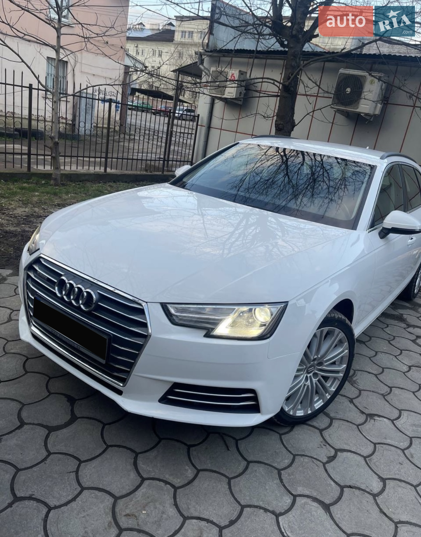 Audi A4 2017 — 1