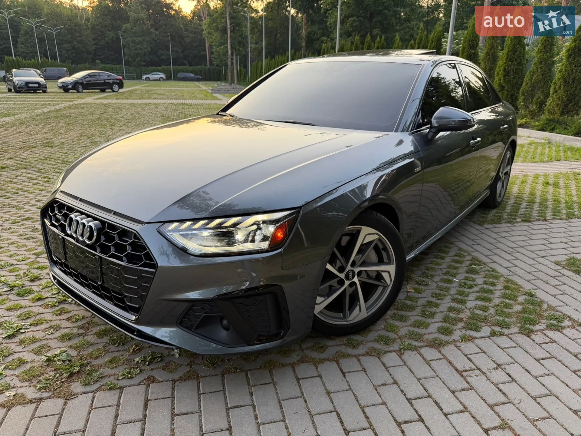 Audi A4 2020 — 1