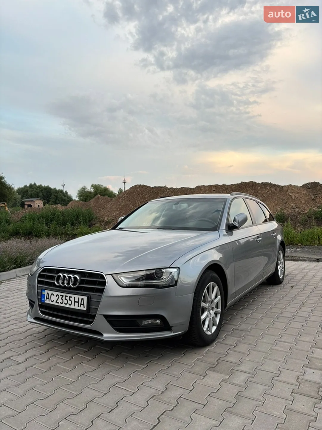 Audi A4, 2015