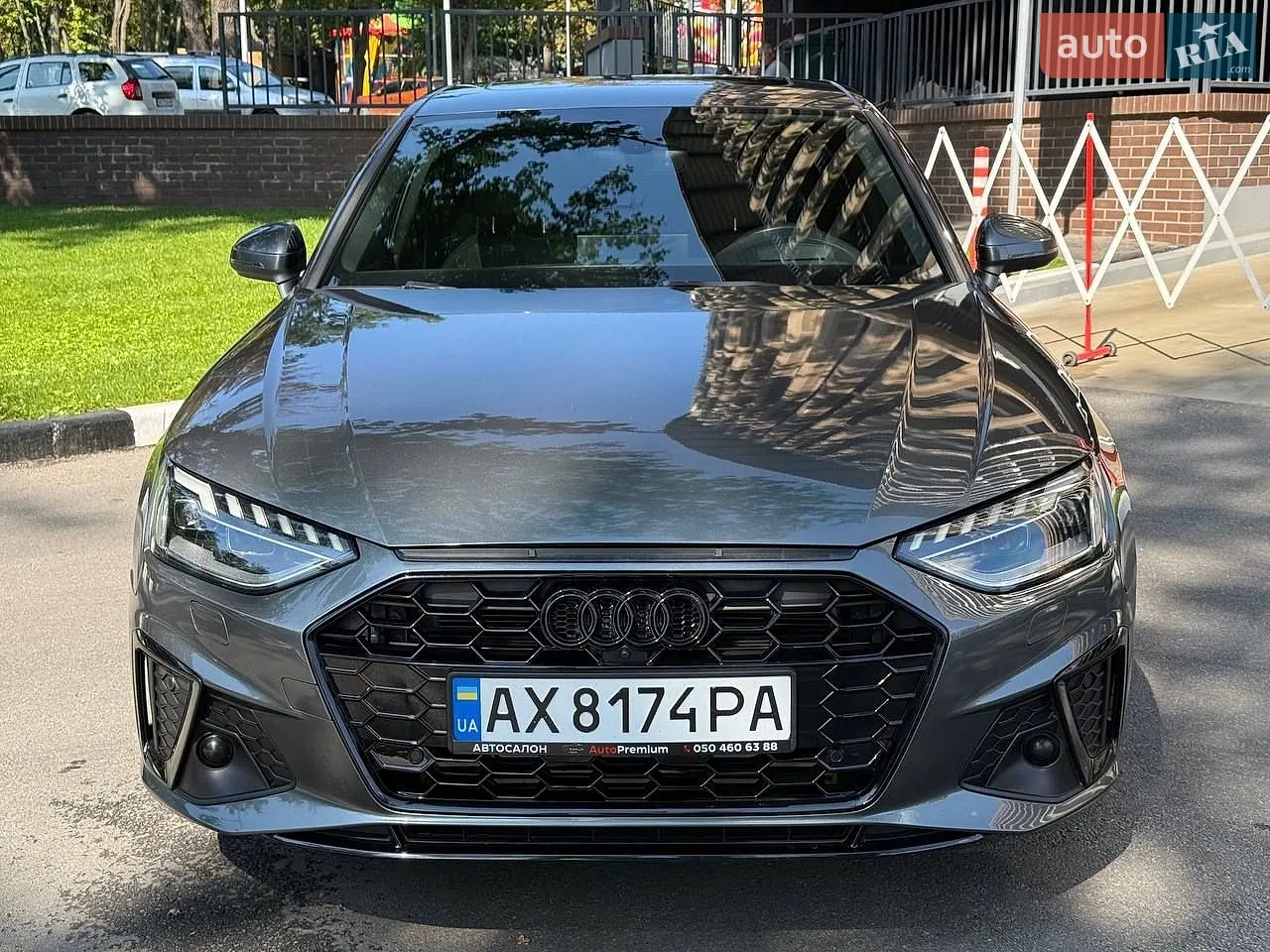 Audi A4 2019 — 1