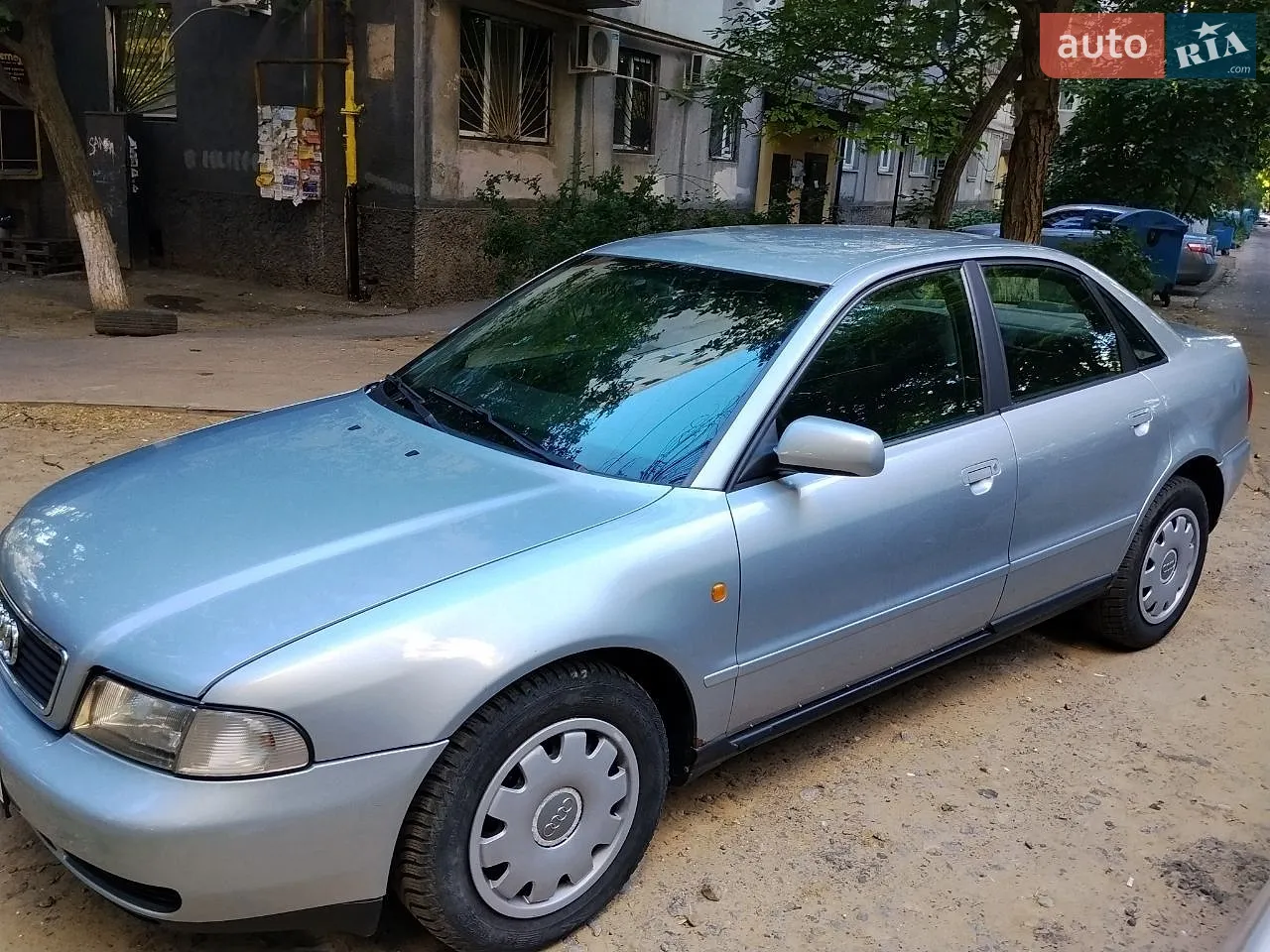 Audi A4 1998 — 1