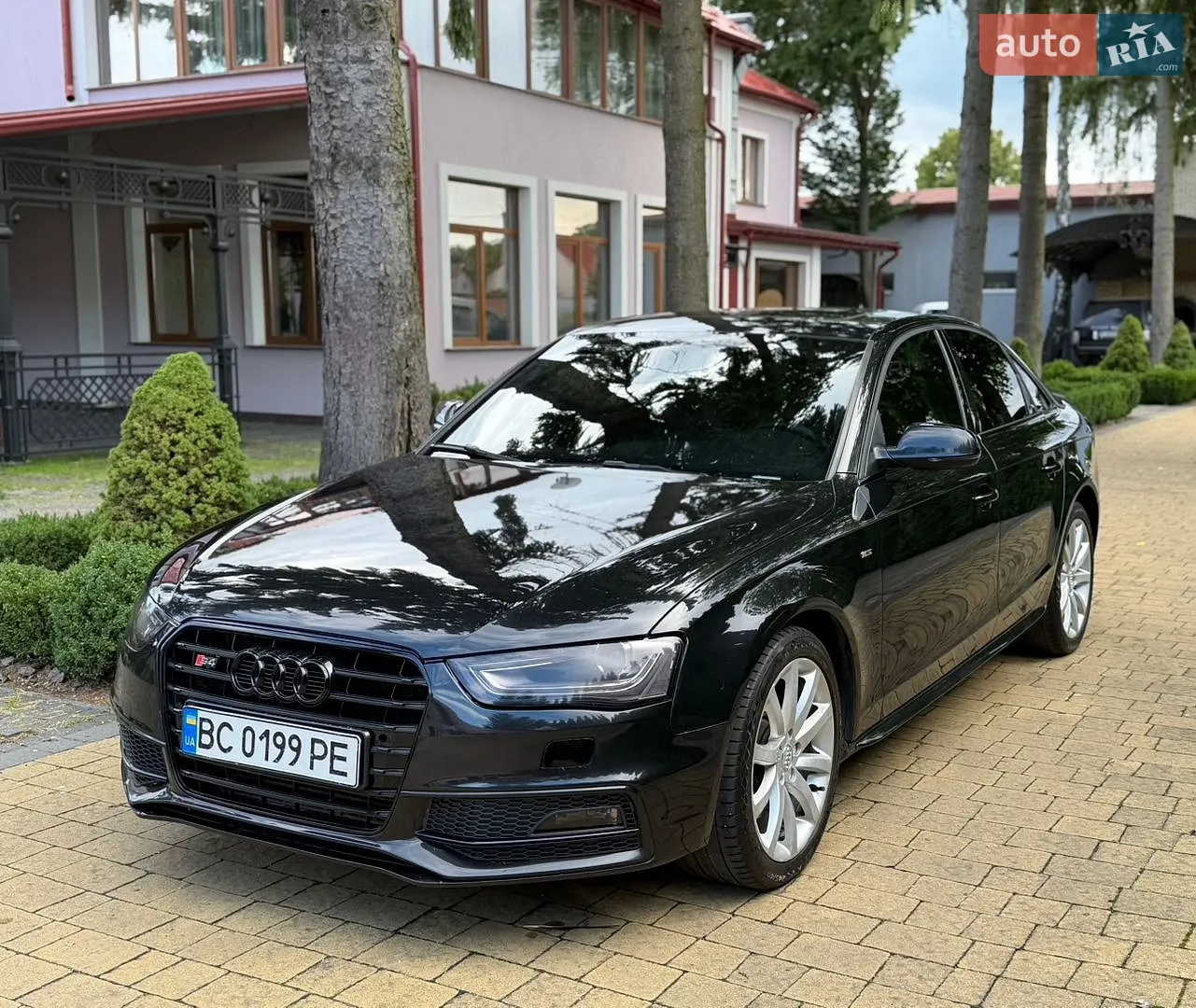 Audi A4, 2013