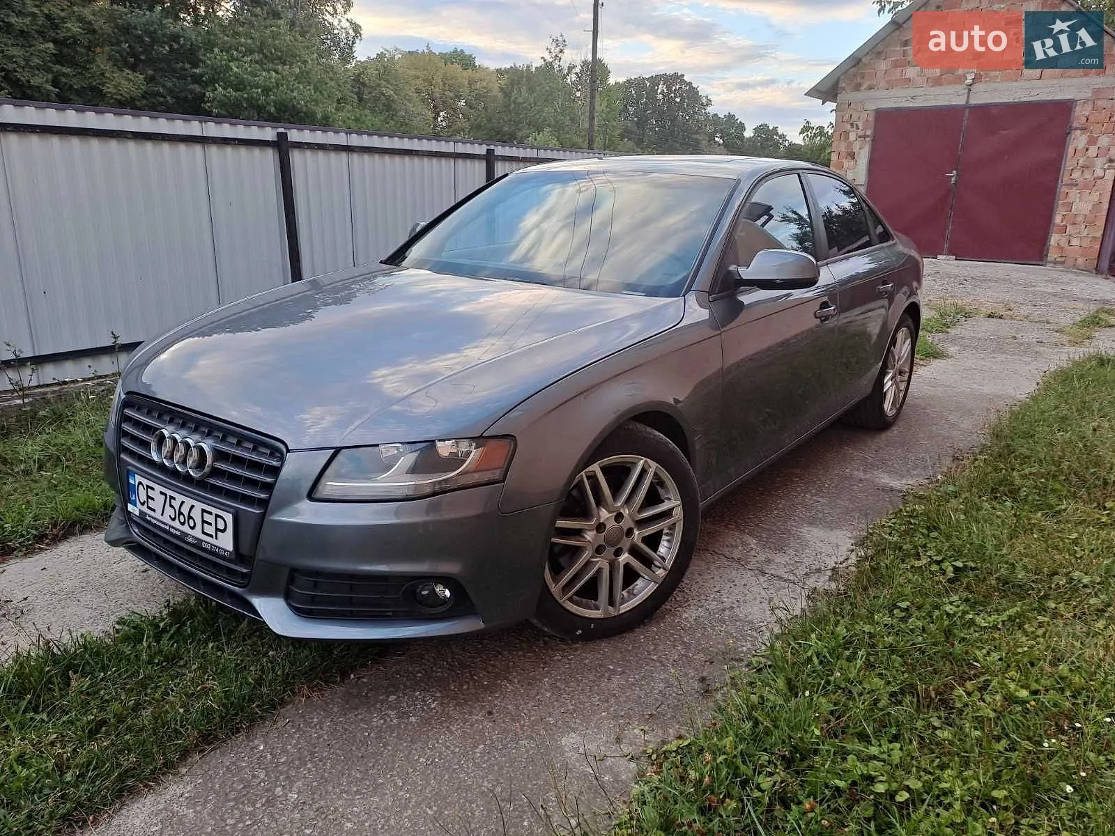 Audi A4 2011 — 1