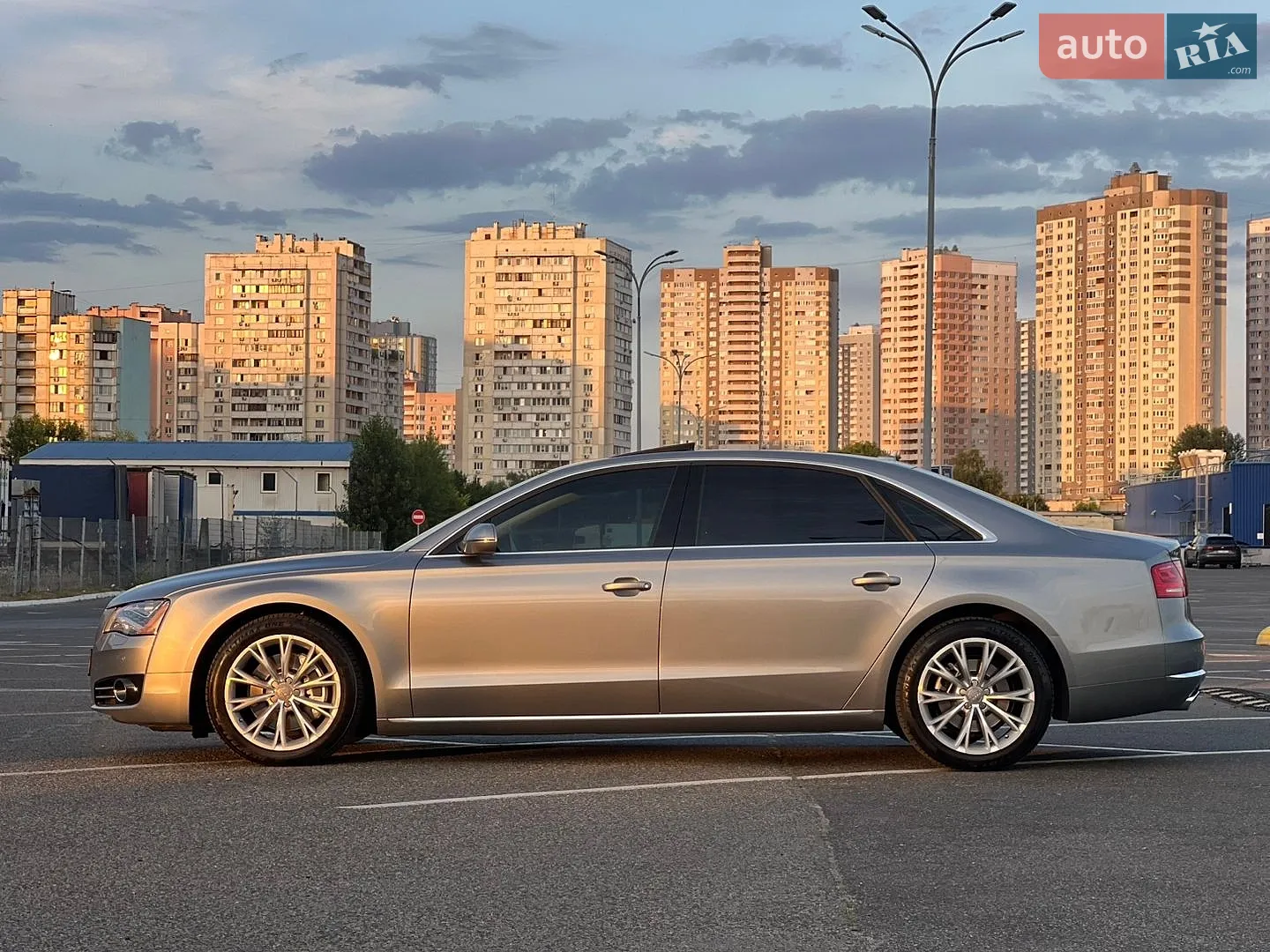 Audi A8, 2013