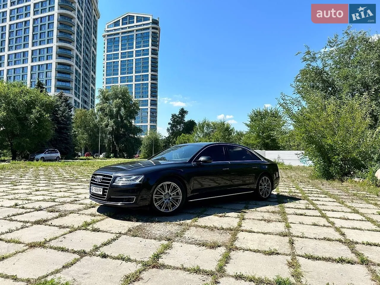 Audi A8, 2015