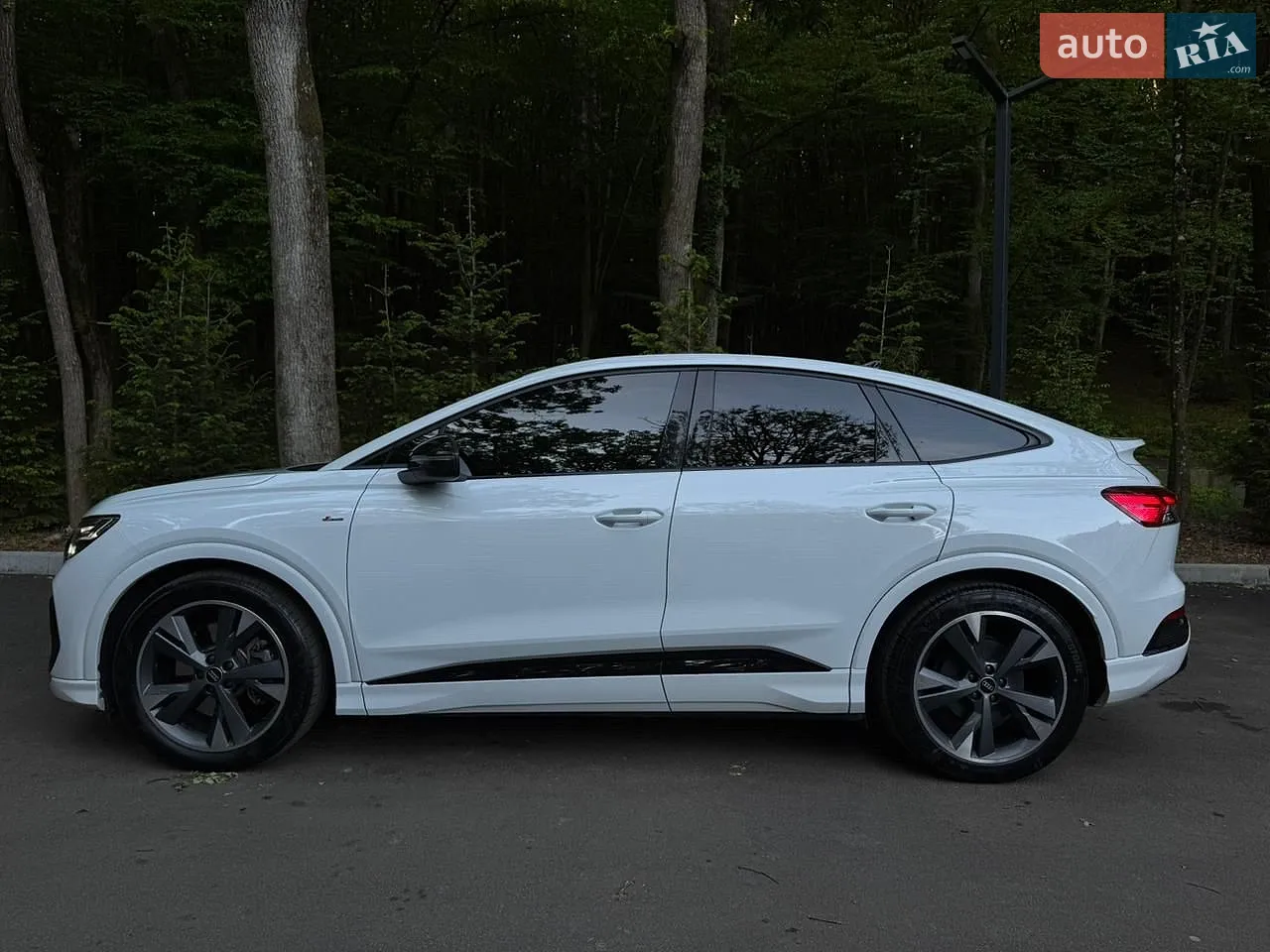 Audi Q4 e-tron, 2022