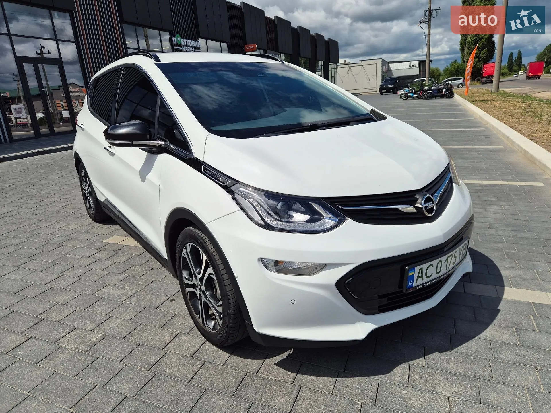 Opel Ampera-e, 2017