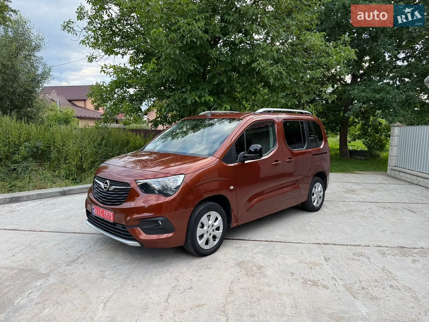 Opel Combo-e 2022 — 1