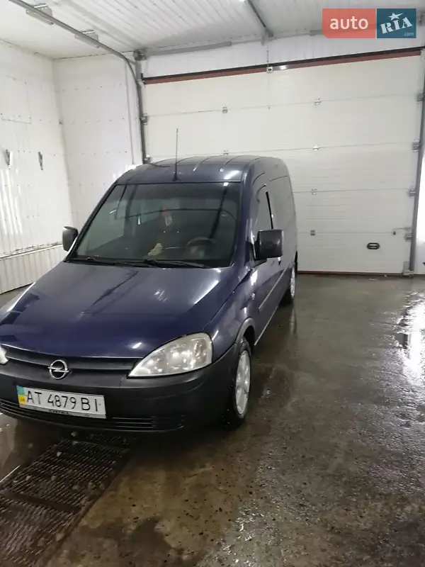 Opel Combo 2005 — 1