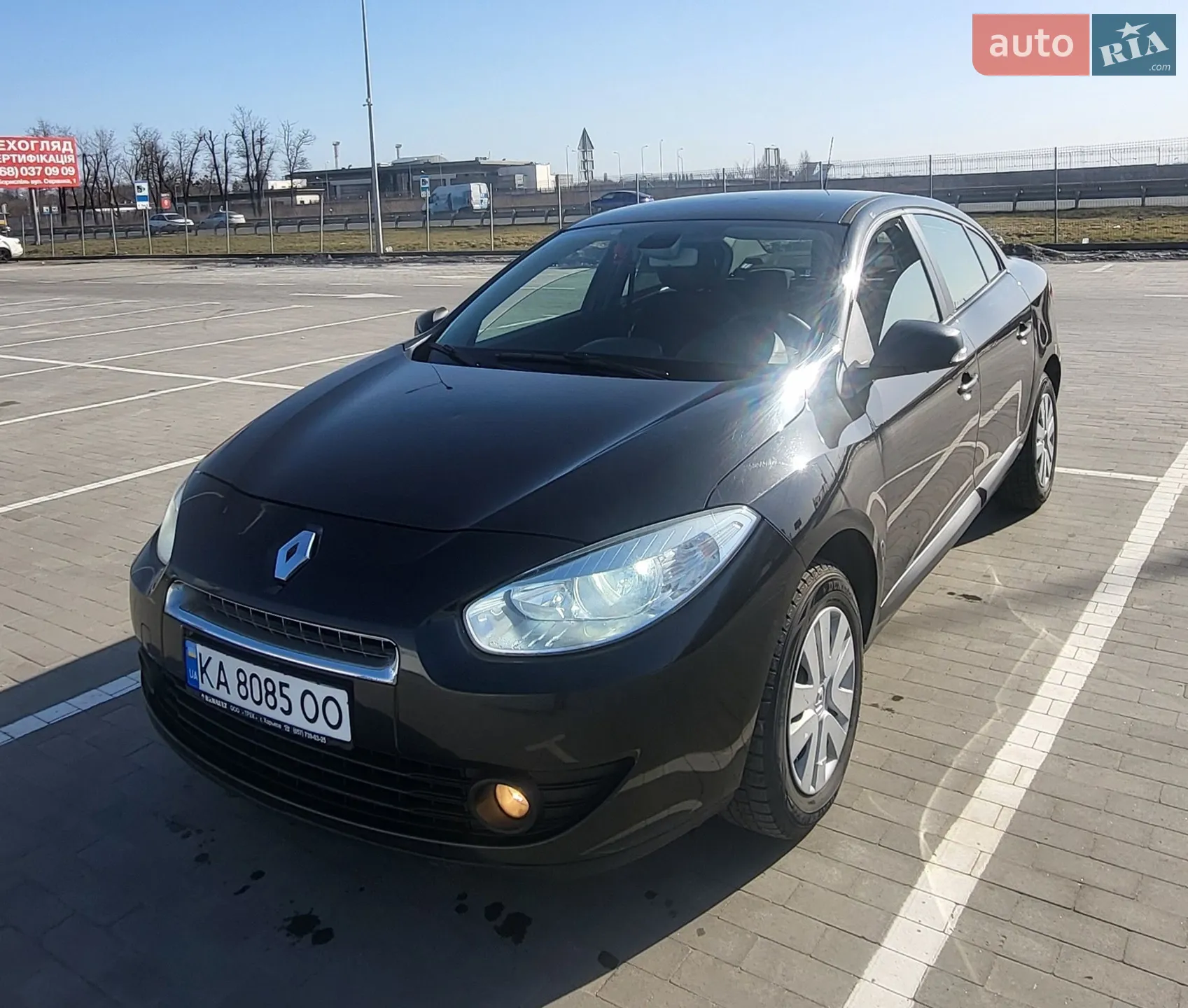Renault Fluence 2010 — 1