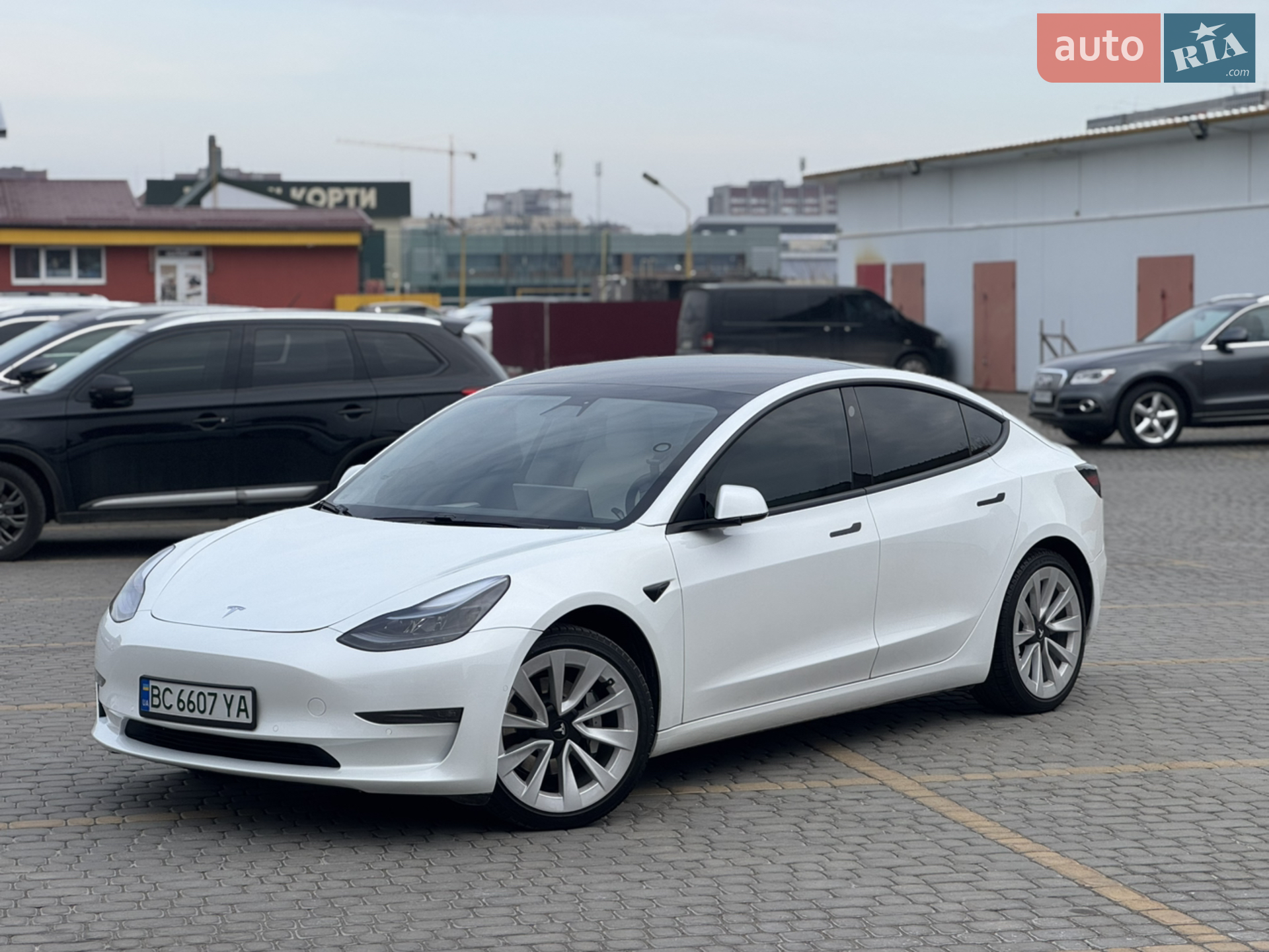Tesla Model 3, 2021