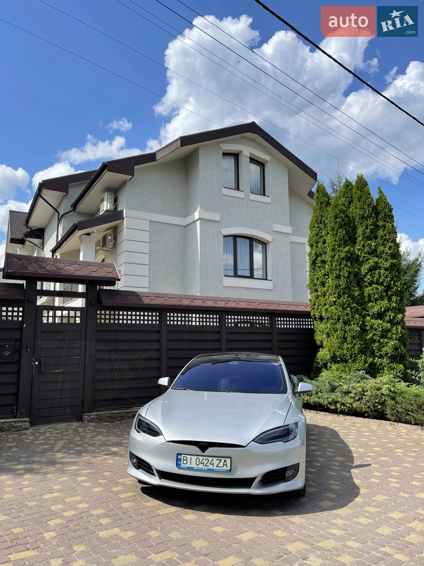 Tesla Model S, 2018