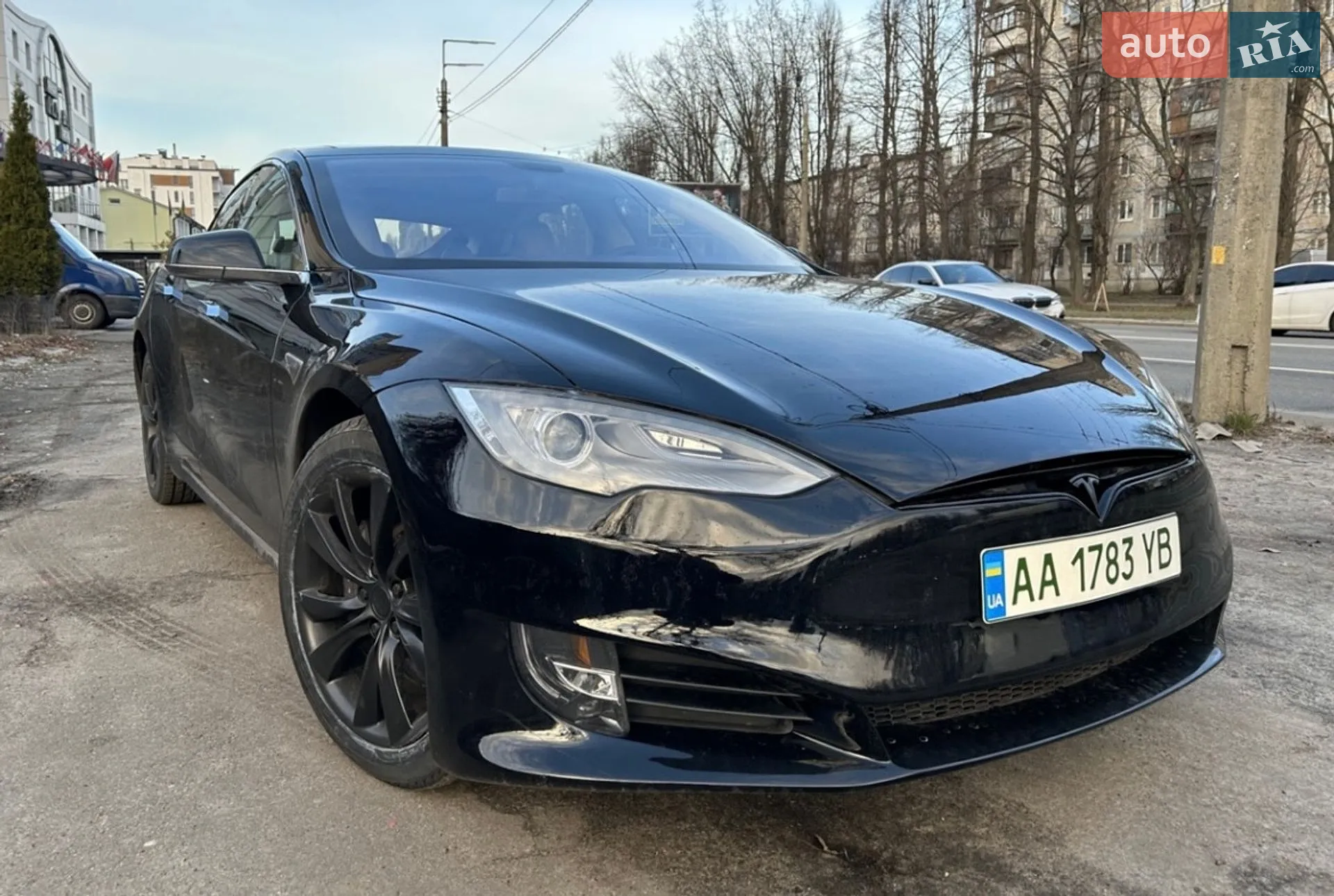 Tesla Model S, 2013