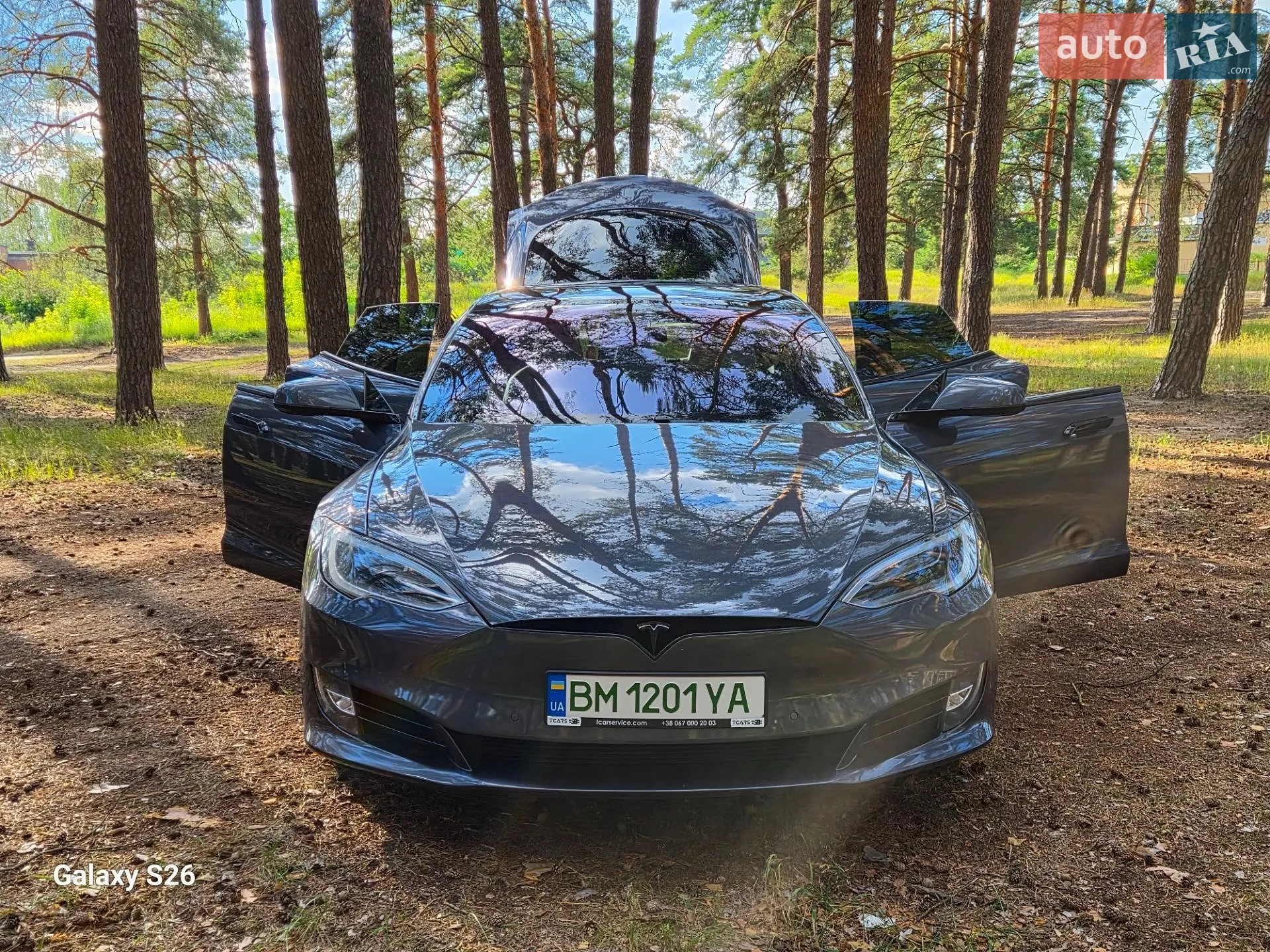 Tesla Model S 2019 — 1