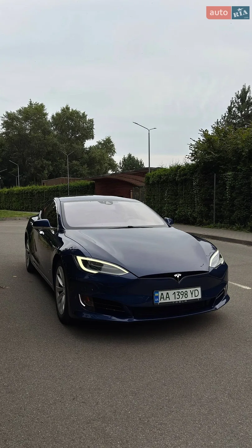Tesla Model S 2016 — 1