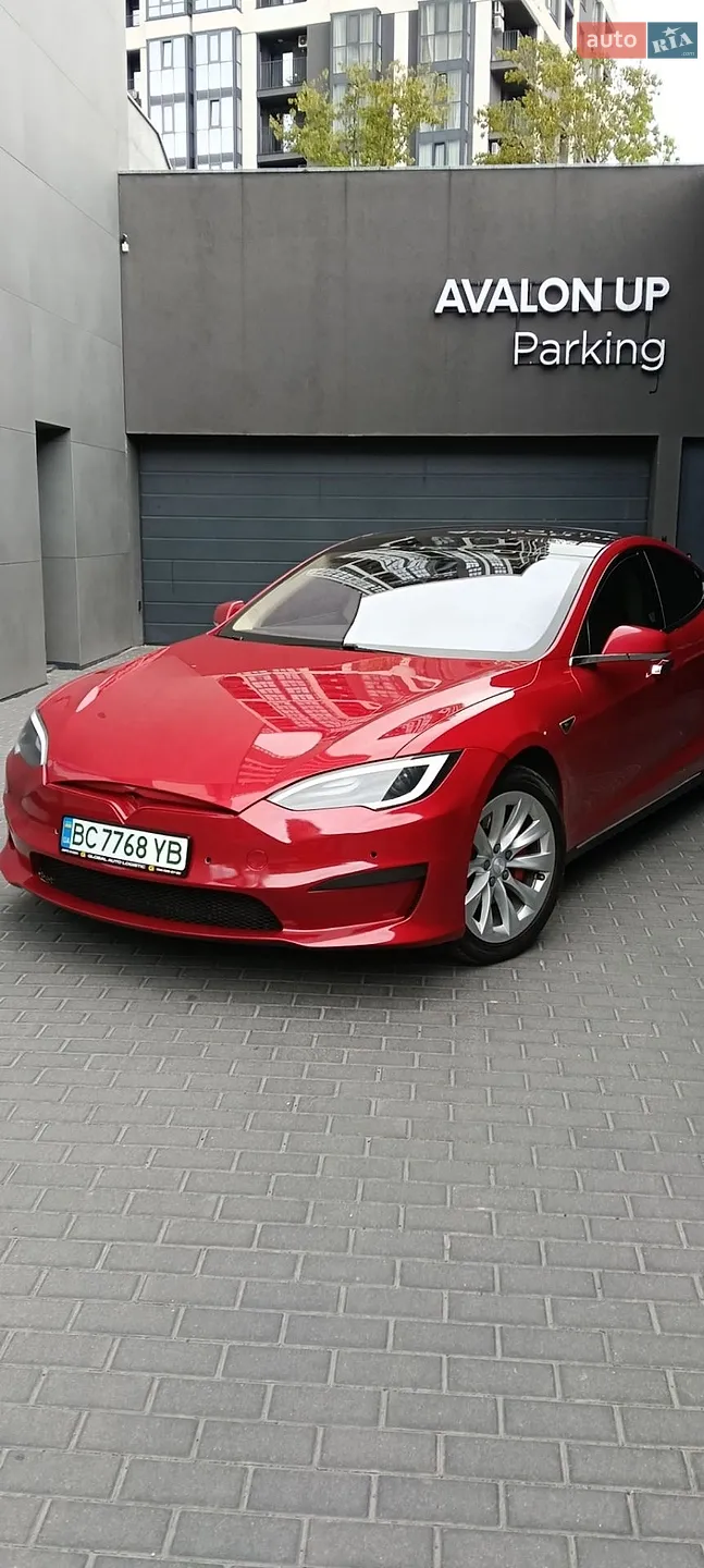 Tesla Model S, 2013