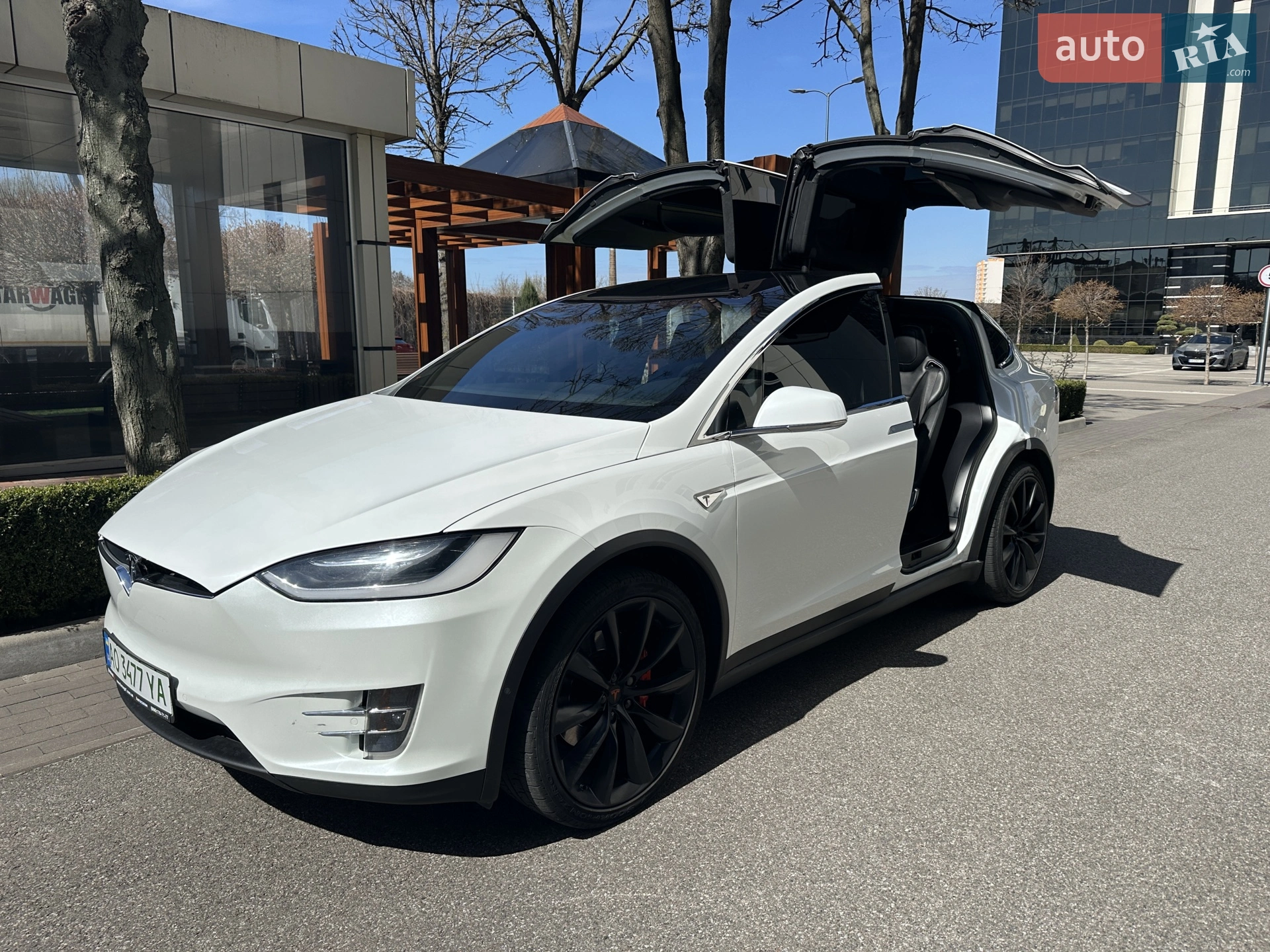 Tesla Model X, 2016