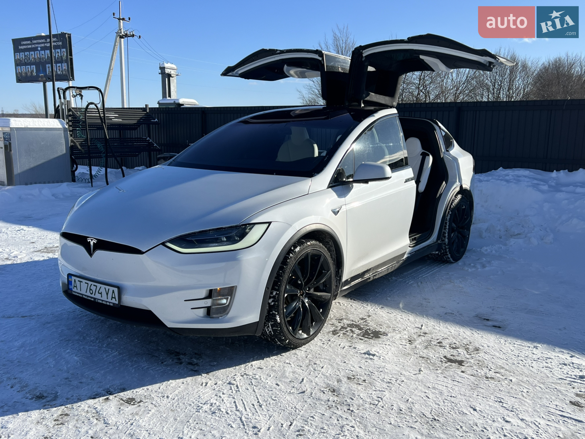 Tesla Model X 2020 — 1