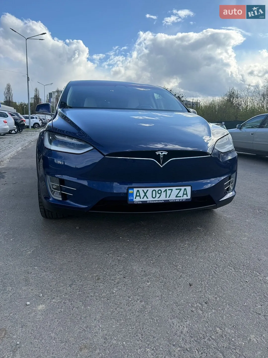 Tesla Model X 2018 — 1