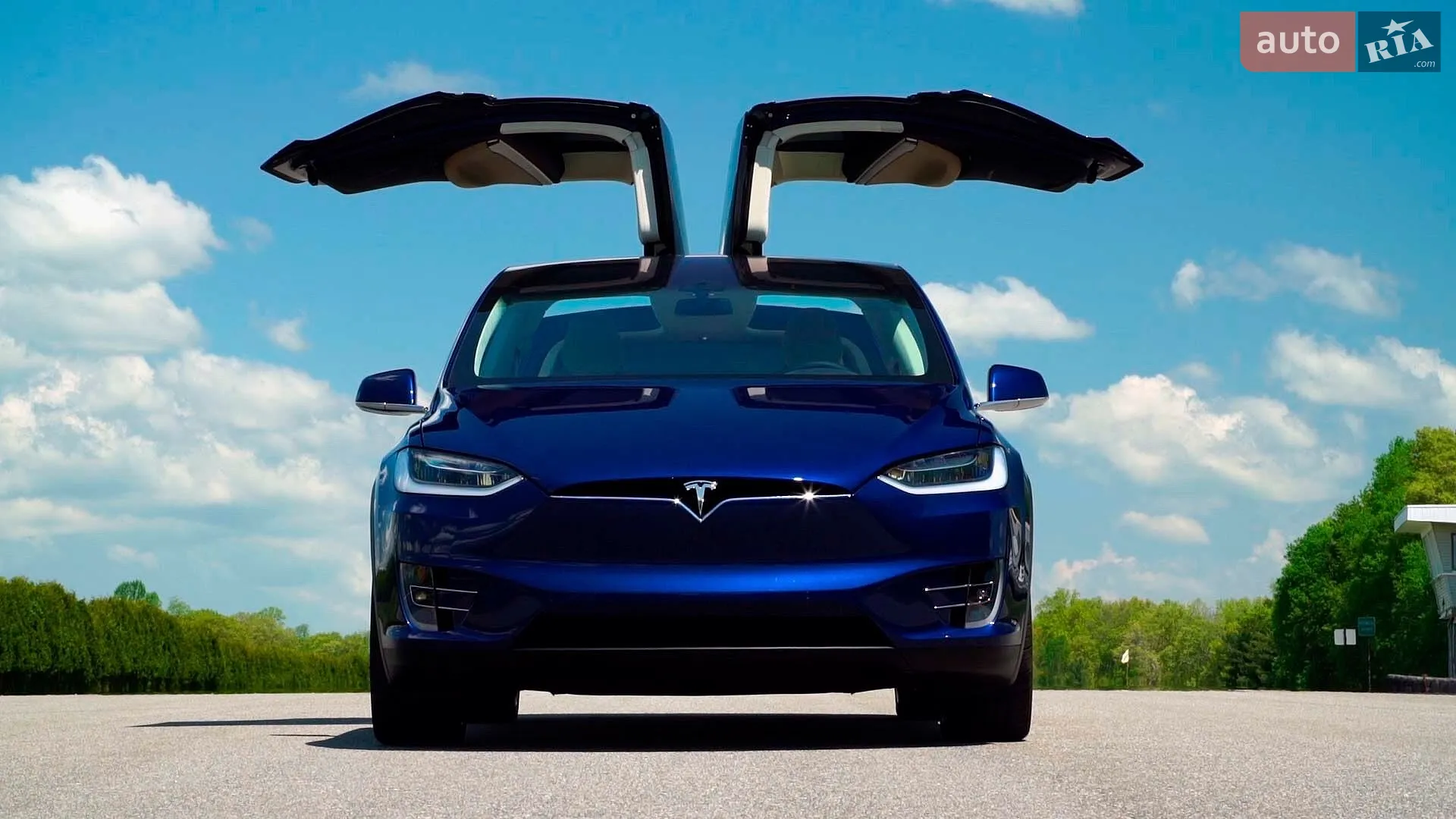 Tesla Model X 2017 — 1