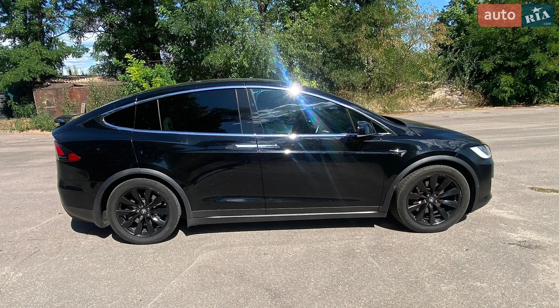 Tesla Model X 2018 — 1