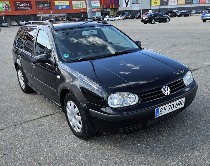 Volkswagen Golf, 2002