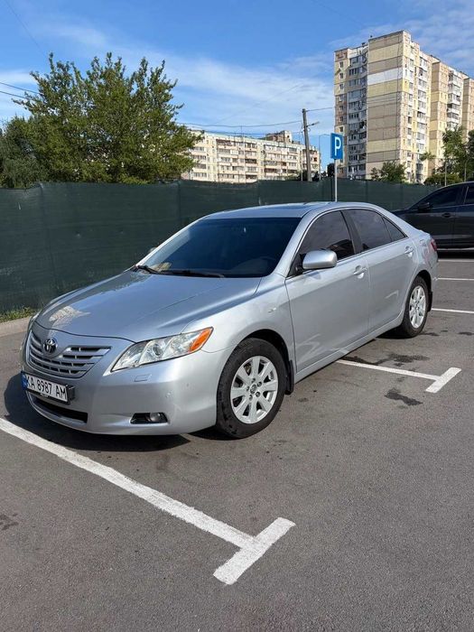 Toyota Camry 2008 — 1