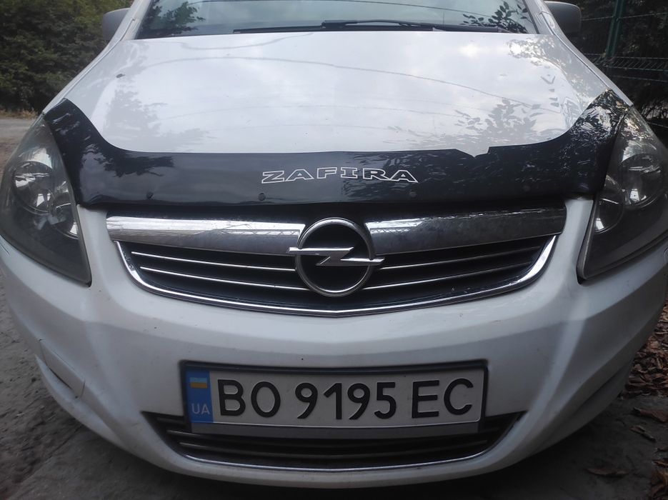 Opel Zafira 2009 — 1