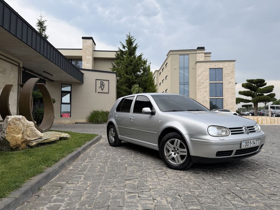 Volkswagen Golf 2003 — 1