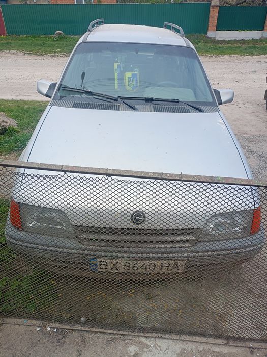 Opel Kadett, 1989