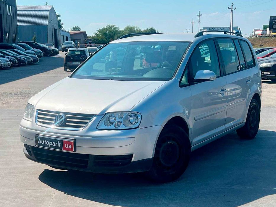 Volkswagen Touran, 2004